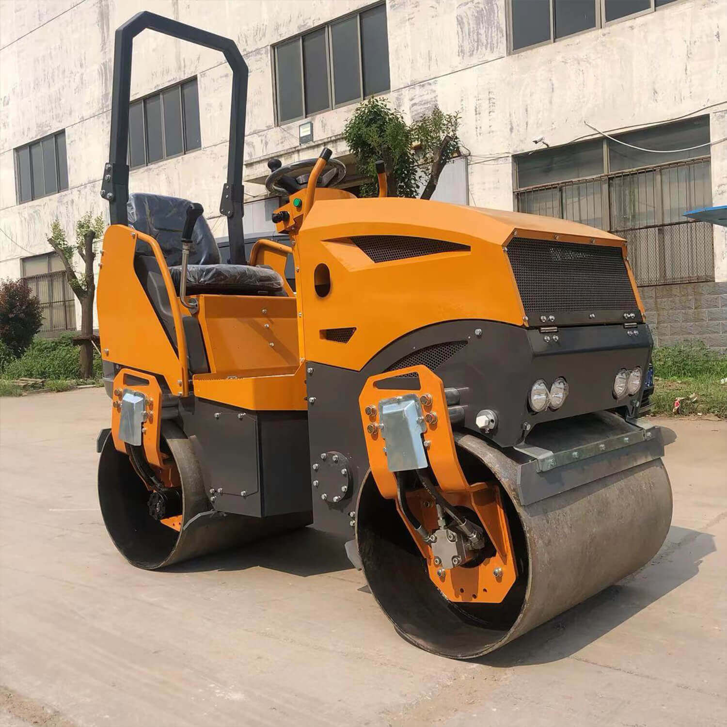 SDBM 1.5 Ton Road Roller