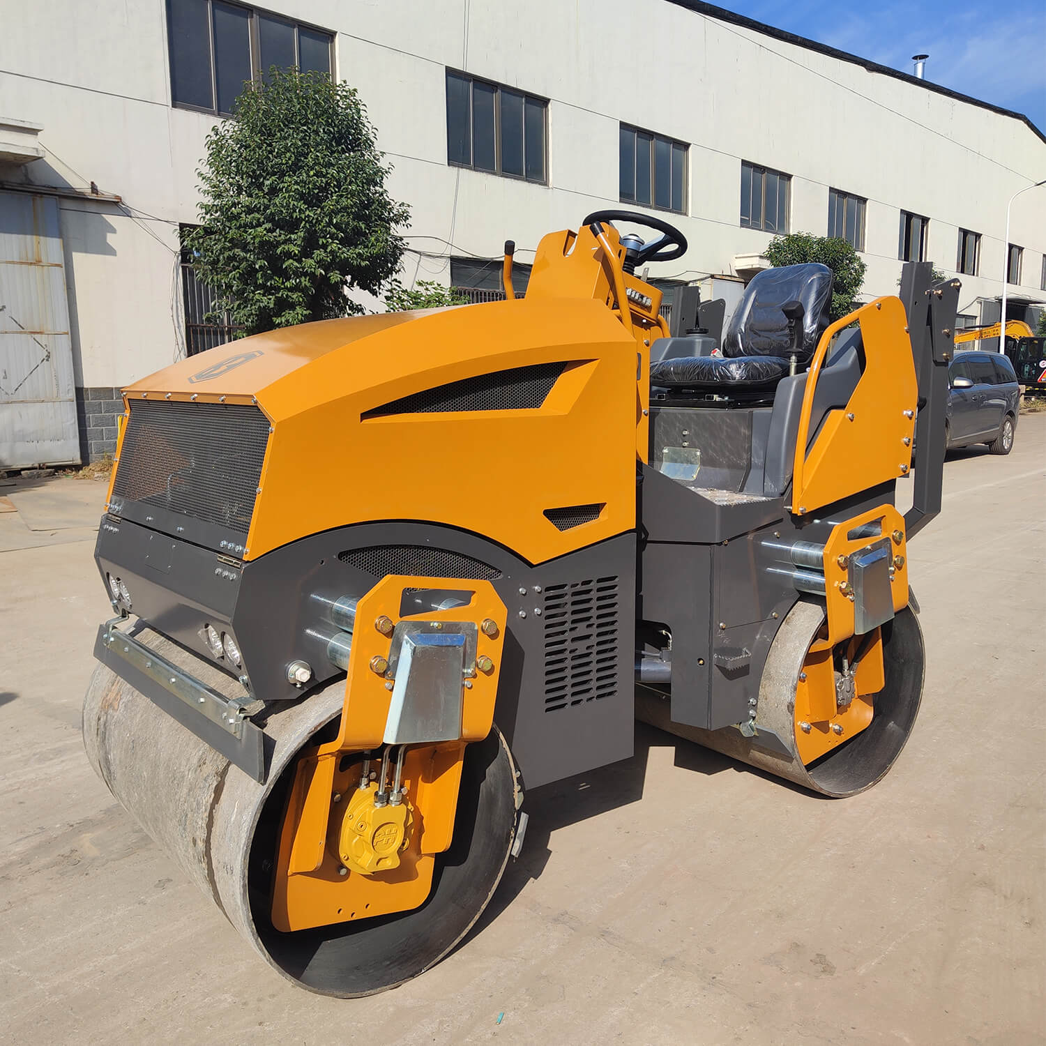 SDBM 5 Ton Road Roller