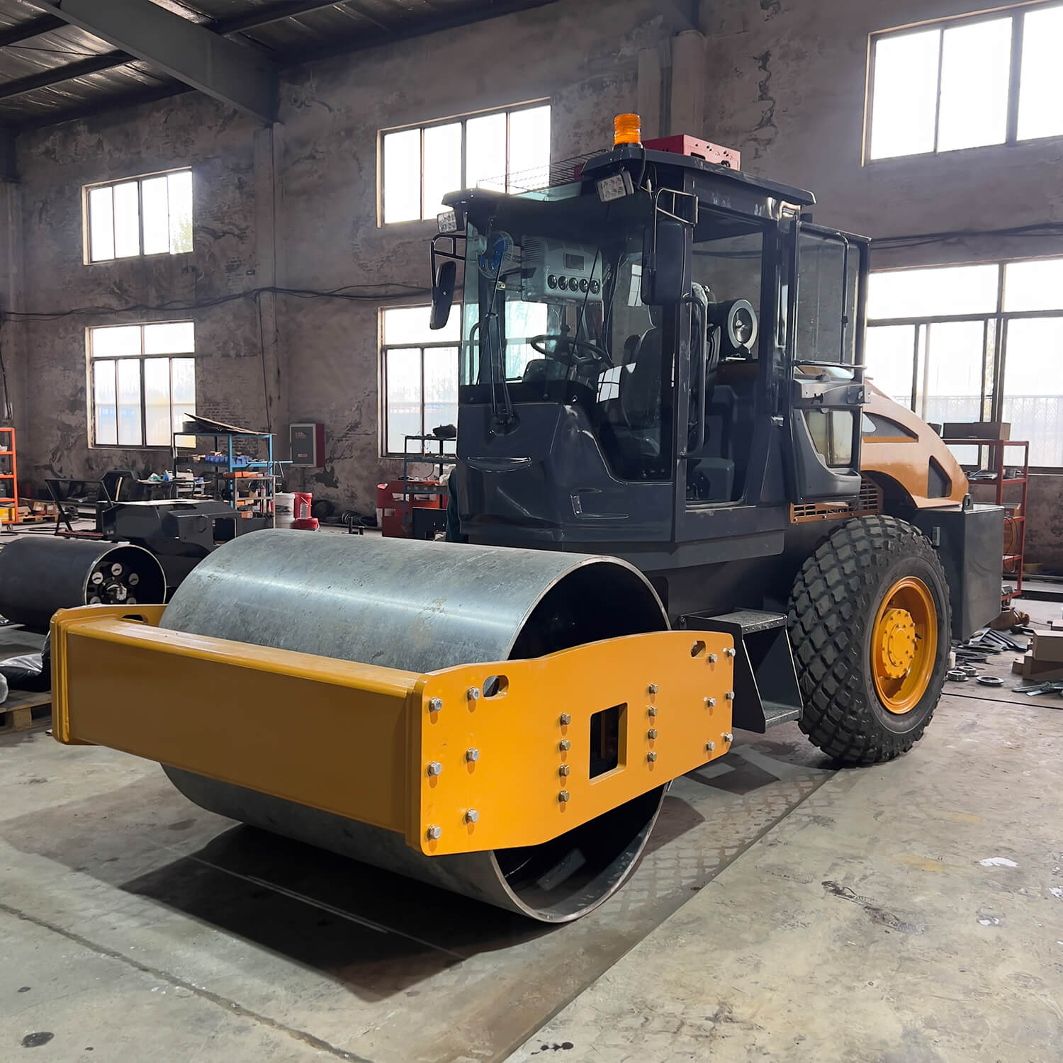 SDBM 8 Ton Road Roller