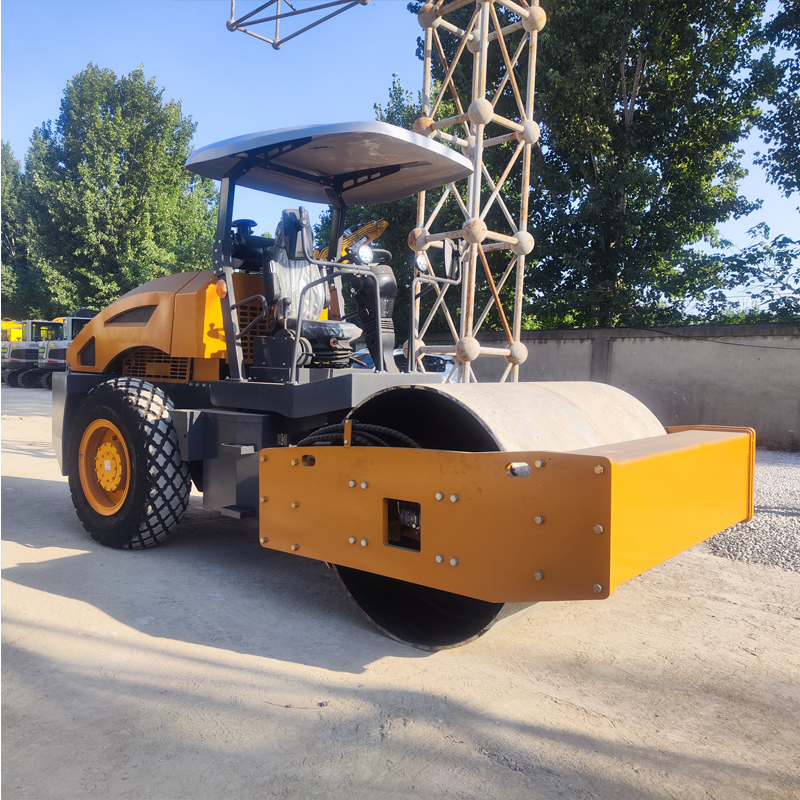 SDBM 10 Ton Road Roller