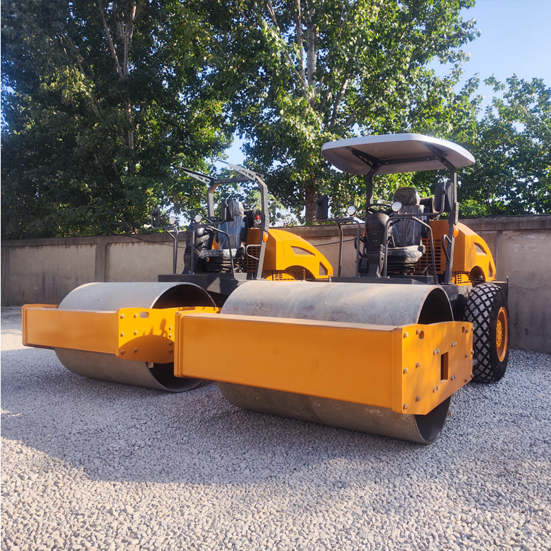 SDBM 10 Ton Road Roller